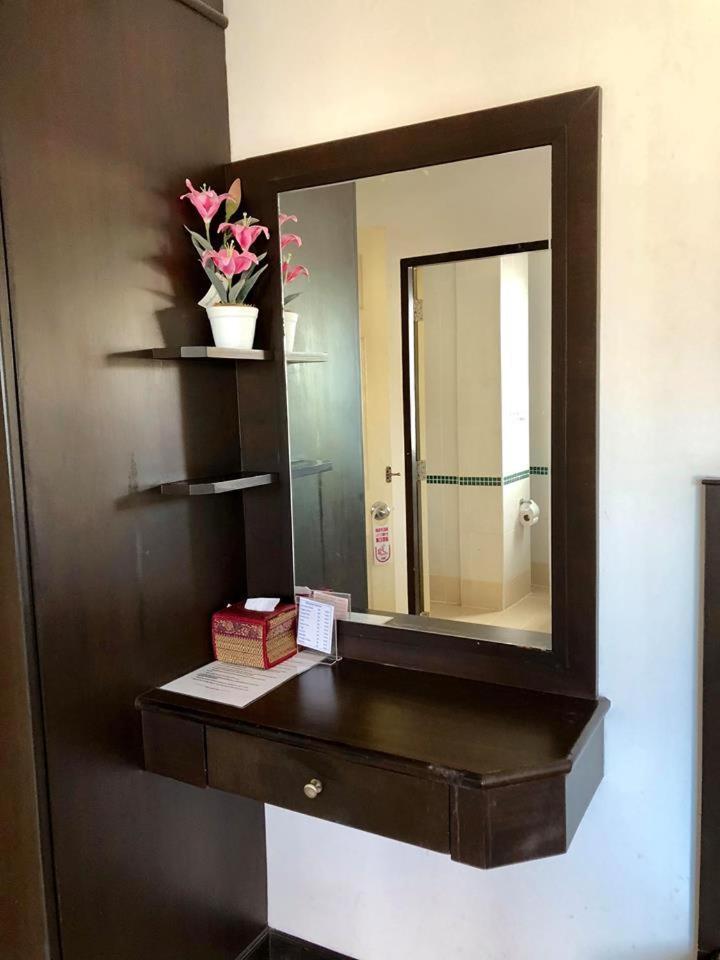 Hotell Hollywood Patong